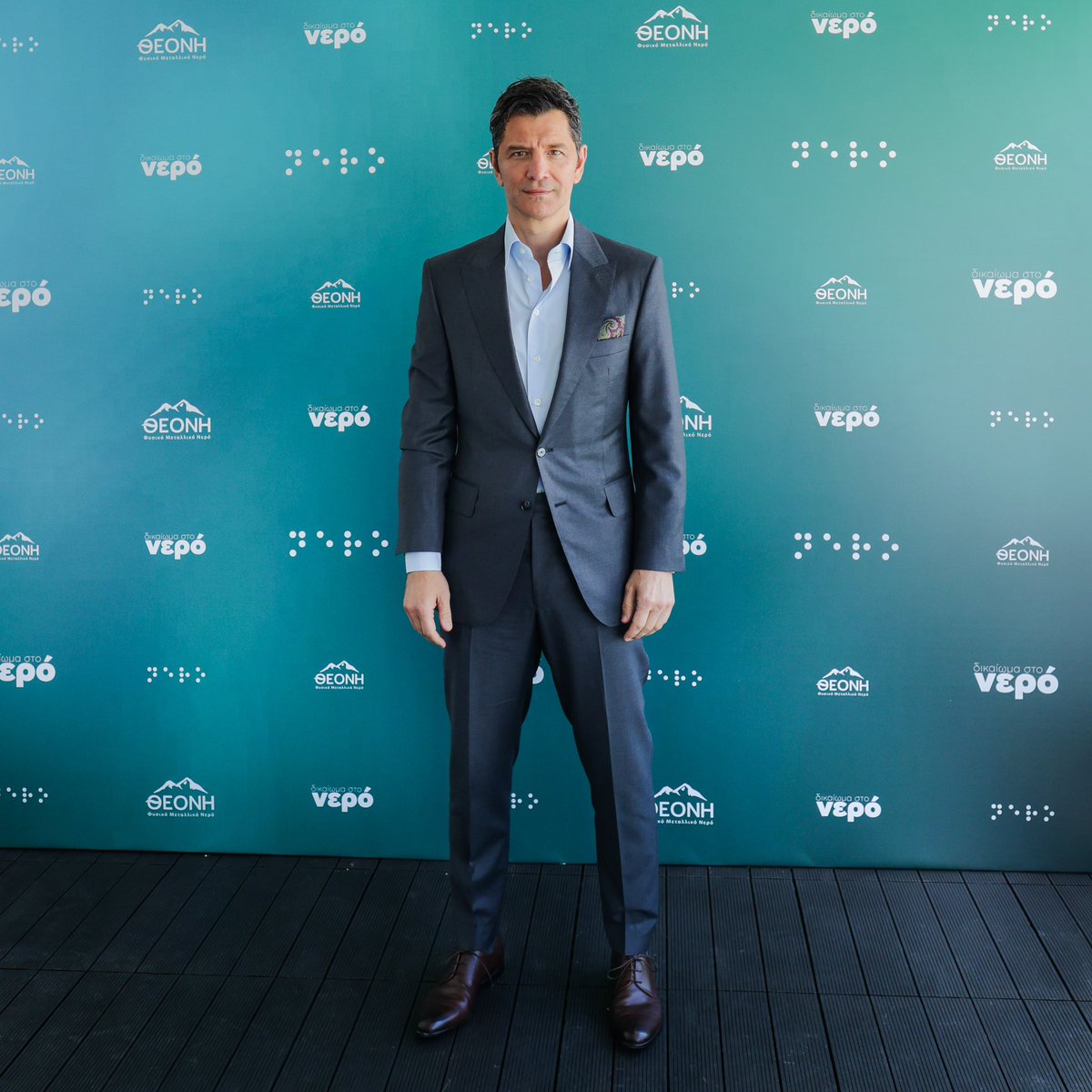 sakisrouvas tweet media