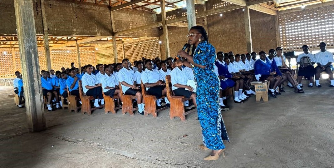 Nonprofit organisation, <a href="/Sisterspeak237/">Sisterspeak237</a>, has schooled young girls on the importance of education and need to dream big as girls.

It equally donated a huge consignment of sanitary pads to the girls. 
 theguardianpostcameroon.com/post/4516/en/y…