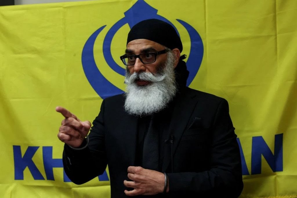 epanchjanya's tweet image. हम बड़ा हमला करने वाले हैं!

1 से 19 नवंबर तक ना करें एयर इंडिया में ट्रैवल। 

खालिस्तानी आतंकी गुरपतवंत सिंह पन्नू ने दी बड़ी धमकी।

सिख नरसंहार की 40वीं बरसी पर एयर इंडिया के विमानों पर हमला हो सकता है।

आतंकी पन्नू ने वीडियो संदेश जारी करते करते हुए धमकी दी कि 1 नवंबर से 19…