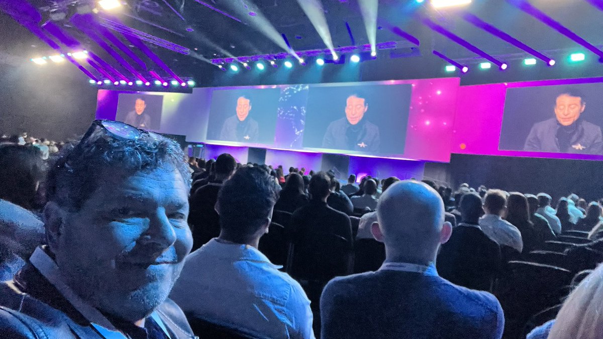 At the Singularity U summit. Looking forward to the day! #futureproofafrica