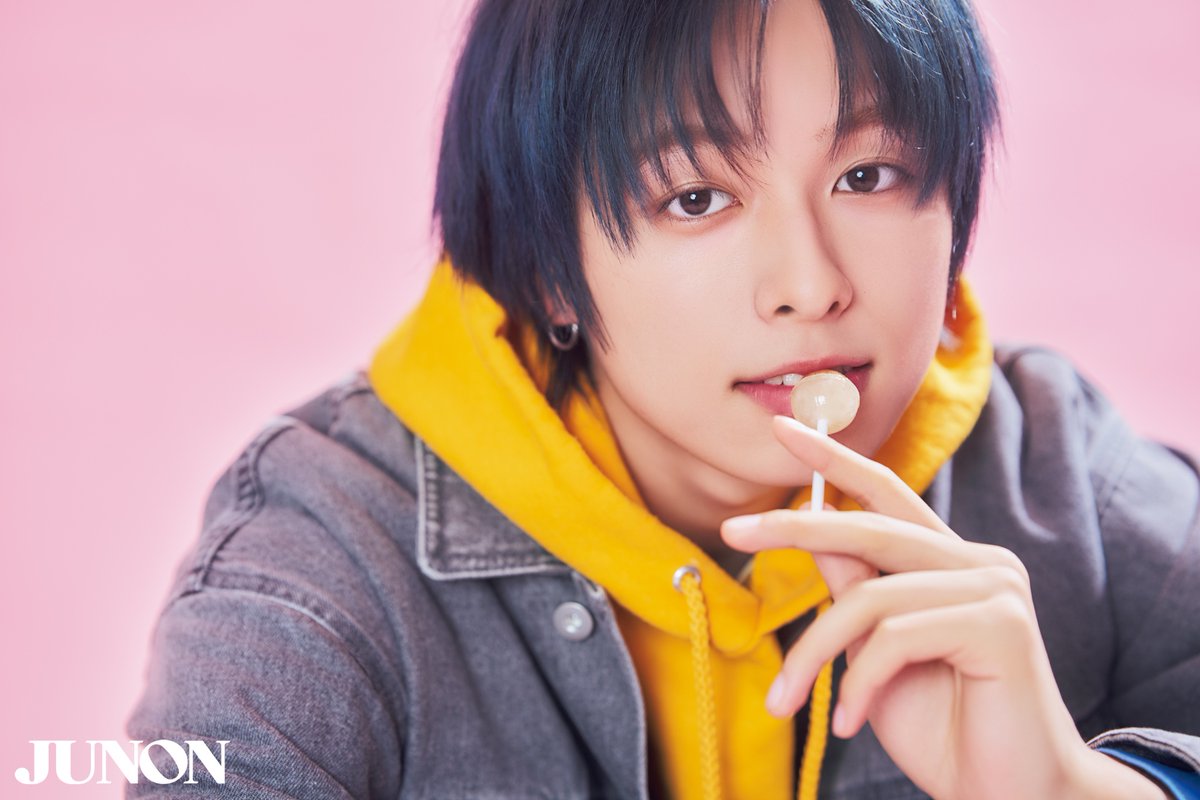 JUNON(ジュノン)編集部 (@junon_jp) on Twitter photo 本日発売の #JUNON 12月号
特集「 #年下男子にひと目ぼれ 」には #川口蒼真 さん(#KIDPHENOMENON)が登場💜⚡️
キャンディを片手に、甘い表情をたくさん見せてくれた蒼真くん、ぜひお見逃しなく😉
#キドフェノ
<a href="/_KID_PHENOMENON/">KID PHENOMENON【公式】</a> 本日発売の #JUNON 12月号
特集「 #年下男子にひと目ぼれ 」には #川口蒼真 さん(#KIDPHENOMENON)が登場💜⚡️
キャンディを片手に、甘い表情をたくさん見せてくれた蒼真くん、ぜひお見逃しなく😉
#キドフェノ
<a href="/_KID_PHENOMENON/">KID PHENOMENON【公式】</a>