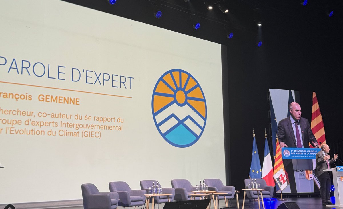 Romain Simmarano 🎗️ (@romainsimmarano) on Twitter photo « Ces Jeux d’hiver, en 2030, sont une formidable opportunité, y compris sur la façon dont nous envisageons la lutte contre le climat » explique François <a href="/Gemenne/">François Gemenne</a> à la tribune de la Convention des Maires de la région Sud ! ❄️
Au-delà du moment de joie et de compétition. Bravo ! « Ces Jeux d’hiver, en 2030, sont une formidable opportunité, y compris sur la façon dont nous envisageons la lutte contre le climat » explique François <a href="/Gemenne/">François Gemenne</a> à la tribune de la Convention des Maires de la région Sud ! ❄️
Au-delà du moment de joie et de compétition. Bravo !