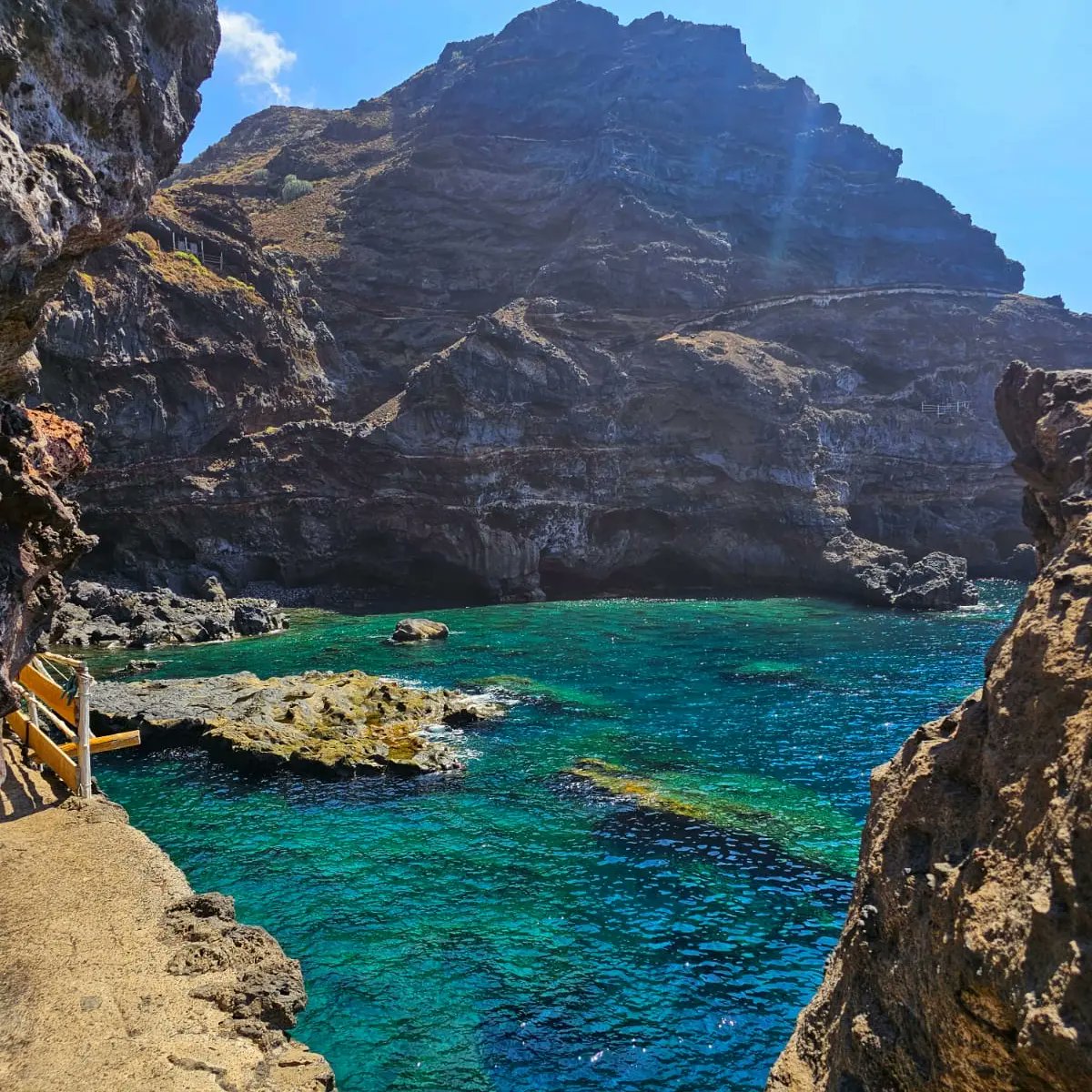 Radio_Luz_'s tweet photo. Rincones | Puerto de Santo Domingo, Villa de #Garafía 🌊💦🐟 #LoNatural ✨#LaPalma [📸 Loreya Rodríguez] https://t.co/4xeh5tm1LX
