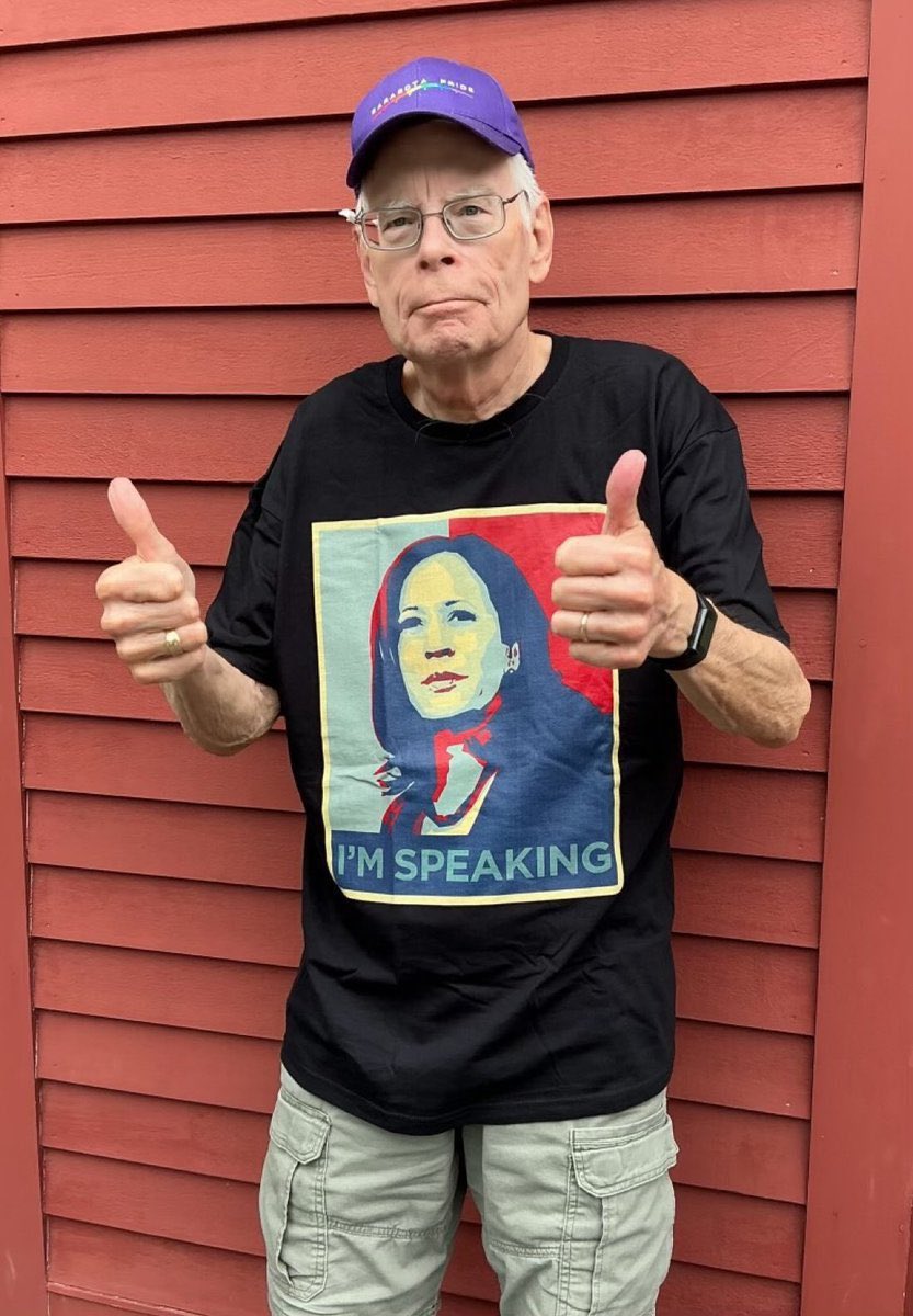 cordeliers's tweet photo. Kamala’s obnoxious “I’m speaking” routine is revealing. The wealthy and powerful demand sole possession of the podium; the people must remain silent except to parrot ruling class propaganda. This is the goal of the censorship project. https://t.co/DK8BRHnhqi