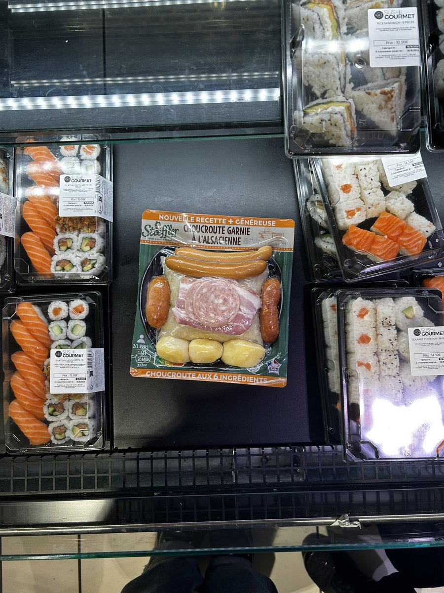 musedamnee's tweet image. encore un kiffeur à qui on a dit non