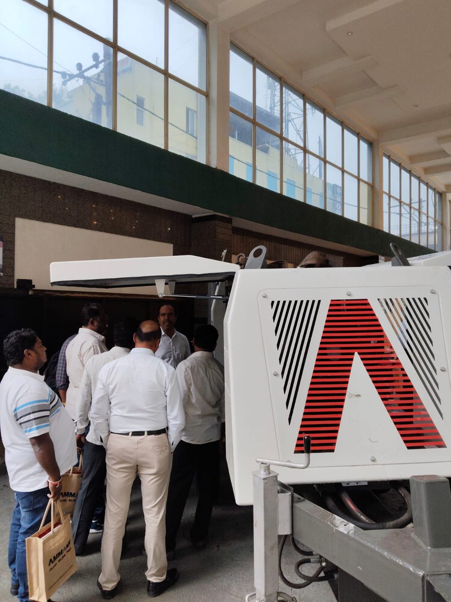 ammann_india's tweet image. We had a successful meet with pump vendors in Bengaluru on 15th Oct &apos;24! 🚀 

Product presentations &amp;amp; an interactive session made it an insightful event. Proud to showcase our CPS 50 Pump! 💪

#AmmannIndia #CPS50 #PumpTech #ClientMeet #Innovation #Bengaluru