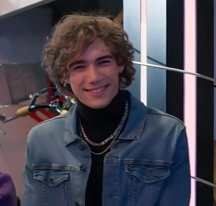 withumateo's tweet image. empezó siendo el típico chico malo y egocéntrico, su familia lo dejó de lado por seguir sus sueños y no ser como ellos y se enamoró de alguien a quien no le corresponde, vas a tener tu final feliz rey, t lo mereces!! Gracias por regalarnos a rey mateo🥺🧡 @matebelmonte #margarita