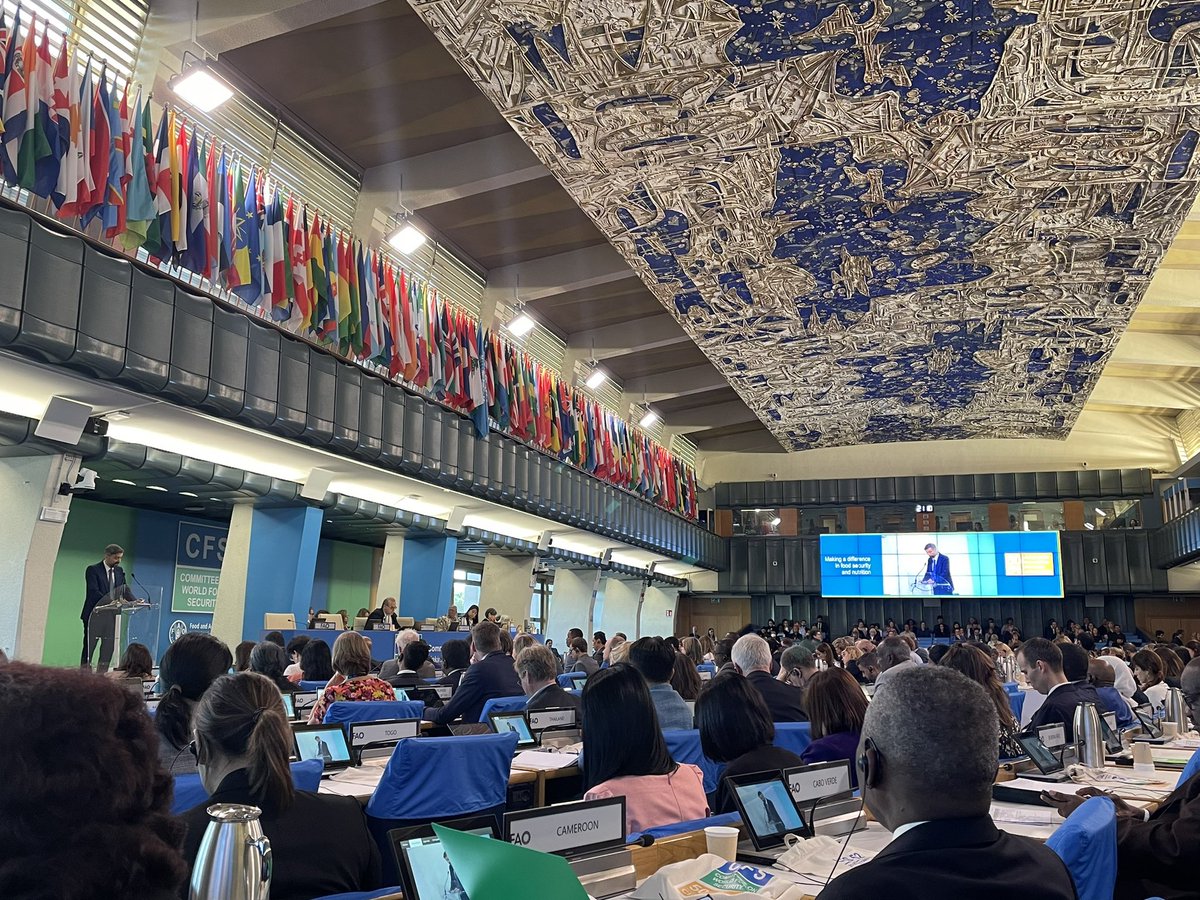 <a href="/FAOenEspanol/">FAO en español</a> <a href="/CSM4CFS/">CSIPM</a> <a href="/via_campesina/">@viacampesina_en@movimientos.social (On Mastodon)</a> <a href="/Urgenci1/">CSA around the World</a> <a href="/viacampesinaFR/">La Via Campesina en français</a> <a href="/CICrocevia/">Centro Internazionale Crocevia</a> <a href="/FIANista/">FIAN International</a> <a href="/WorldMarchWomen/">World March of Women</a> <a href="/ondarural/">Onda Rural</a> <a href="/radiomundoreal/">Radio Mundo Real - RMR</a> <a href="/pressenza/">Pressenza castellano</a> <a href="/CLOC_LVC/">CLOC Vía Campesina</a> <a href="/ECVC1/">European Coordination Via Campesina</a> <a href="/NyeleniForum/">3rd Nyéléni Global Forum</a> <a href="/IPCSovereignty/">IPC Food Sovereignty</a> <a href="/CapireMov/">Capire</a> Inicia la 52.ª sesión plenaria del Comité de Seguridad Alimentaria Mundial (CSA 52) en el marco del 20.º aniversario de la aprobación de las Directrices voluntarias para la realización progresiva del derecho a una alimentación adecuada. <a href="/via_campesina/">@viacampesina_en@movimientos.social (On Mastodon)</a> <a href="/viacampesinaFR/">La Via Campesina en français</a>
