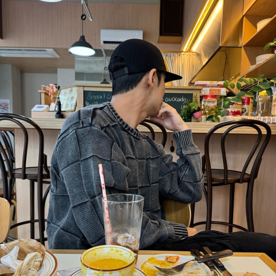 SEVENTEENミンギュが訪れたカフェ『&meal』🥪 聖水にも店舗があるん