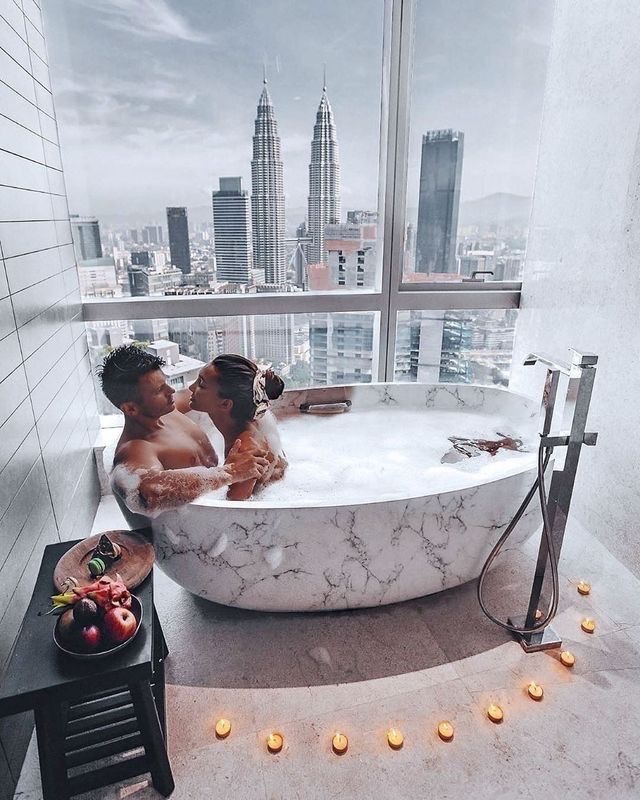 inkedupjayy's tweet photo. 48 hours in another city with your boo sounds like a vibe rn https://t.co/wxoqwGJ3Yx