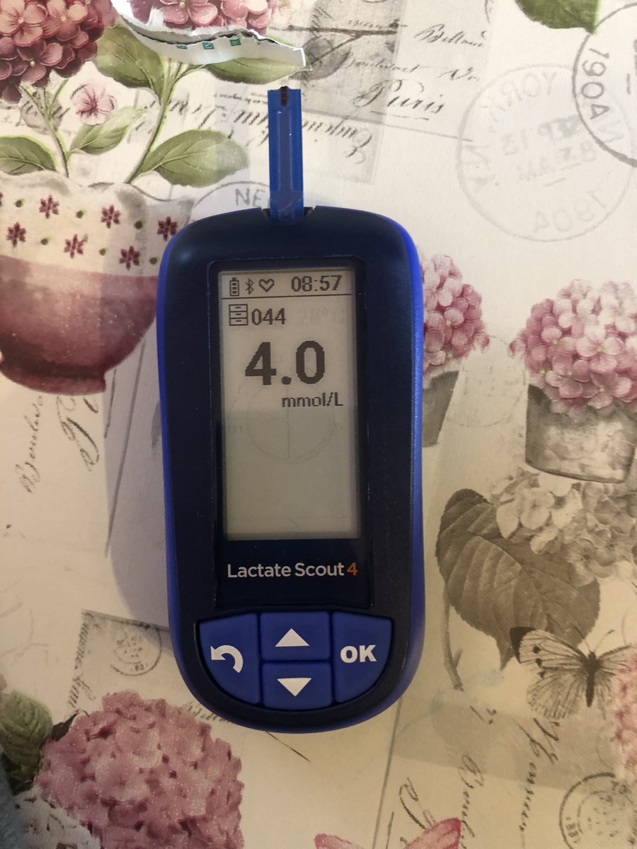 Peter35150958's tweet image. Heute Laktatwert gemessen in Ruhe: 4,0mmol/L (oberer Grenzwert wäre 2,2) Kann auf Mitochondrien-Fehlfunktion hinweisen 😖 Hat sonst noch jemand #pwLC #pwME seinen Laktatwert mal gemessen und möchte das teilen?