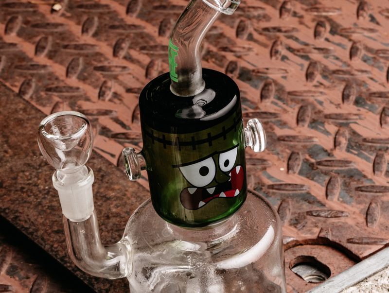 buzzmontage's tweet photo. A companion for Halloween
ハロウインパーティーのお供に
HEMPER MONSTER BONG
ヘンパー モンスター ガラスボング シリーズ
https://t.co/7DoSVSOHsS https://t.co/8vLpDUc6lG