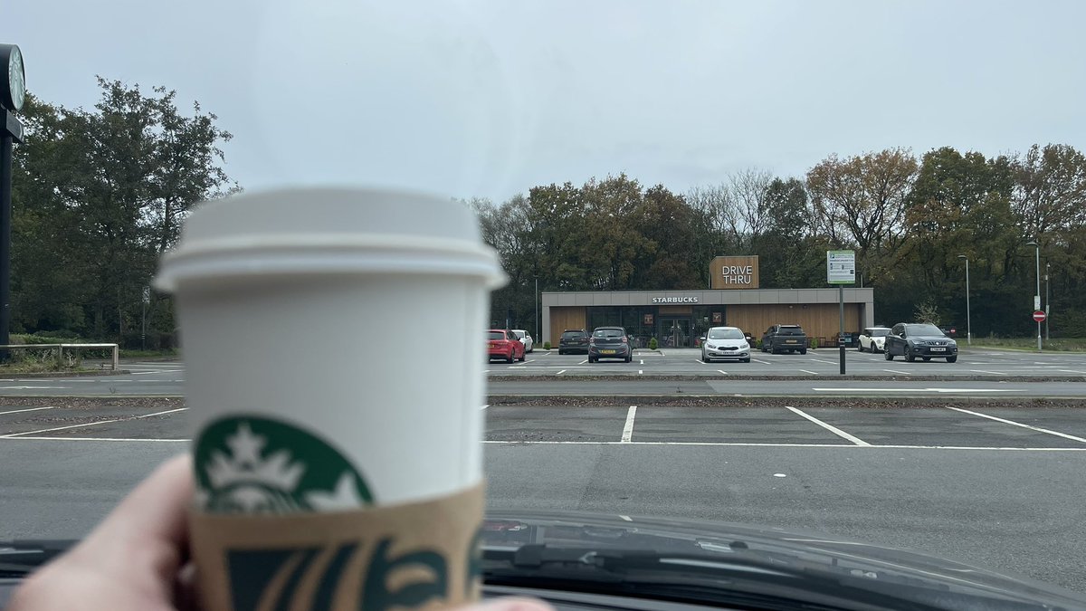 leightontb's tweet photo. Perfect service from the team @StarbucksUK in Caerphilly today freshly brewing a batch of filter coffee for me. Polar opposite to the poor service and almost refusal I had here on Friday for the same product. Filter is a staple and should always be available. Thanks again https://t.co/fP5KmuGWqT
