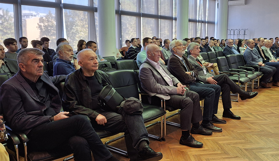 Редуктори турбовратилних мотора-Приручник за конструкцију и испитивања, књига аутора М.  Огњановића, Н. Коларевића и М. Станковића, драгоцен је теоријско-стручни допринос у области конструкције и испитивања редуктора, речено је на промоцији ове књиге. vesti.mas.bg.ac.rs/?p=27001