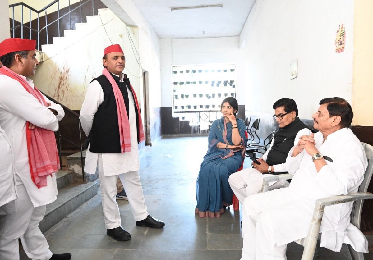 pankajyadav295's tweet image. हमारे नेता जी का सम्मान देखीये
@samajwadiparty