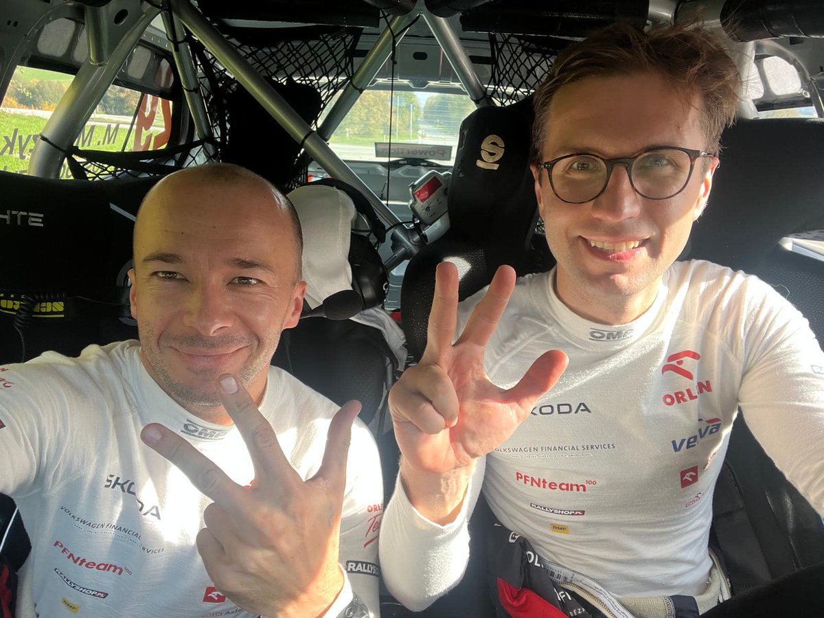 PFNteam100 (@pfnteam100) on Twitter photo ❗Mamy to❗
<a href="/MikoMarczyk/">Miko Marczyk rally driver</a> po raz pierwszy w karierze na podium w Rajdowych Mistrzostwach Świata!🏆🏎️ W zakończonym wczoraj <a href="/cerwrc/">Central European Rally</a> beneficjent programu #PFNteam100 zajął🥉miejsce w kategorii WRC2.
Gratulujemy! 👏👏👏
📷 Mat. prasowe Miko Marczyk ❗Mamy to❗
<a href="/MikoMarczyk/">Miko Marczyk rally driver</a> po raz pierwszy w karierze na podium w Rajdowych Mistrzostwach Świata!🏆🏎️ W zakończonym wczoraj <a href="/cerwrc/">Central European Rally</a> beneficjent programu #PFNteam100 zajął🥉miejsce w kategorii WRC2.
Gratulujemy! 👏👏👏
📷 Mat. prasowe Miko Marczyk