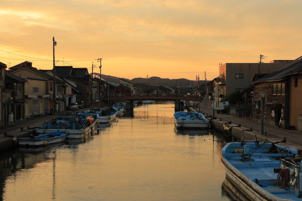 victoryship04's tweet photo. 夕焼けからの夜景 https://t.co/OCFPz2kssB