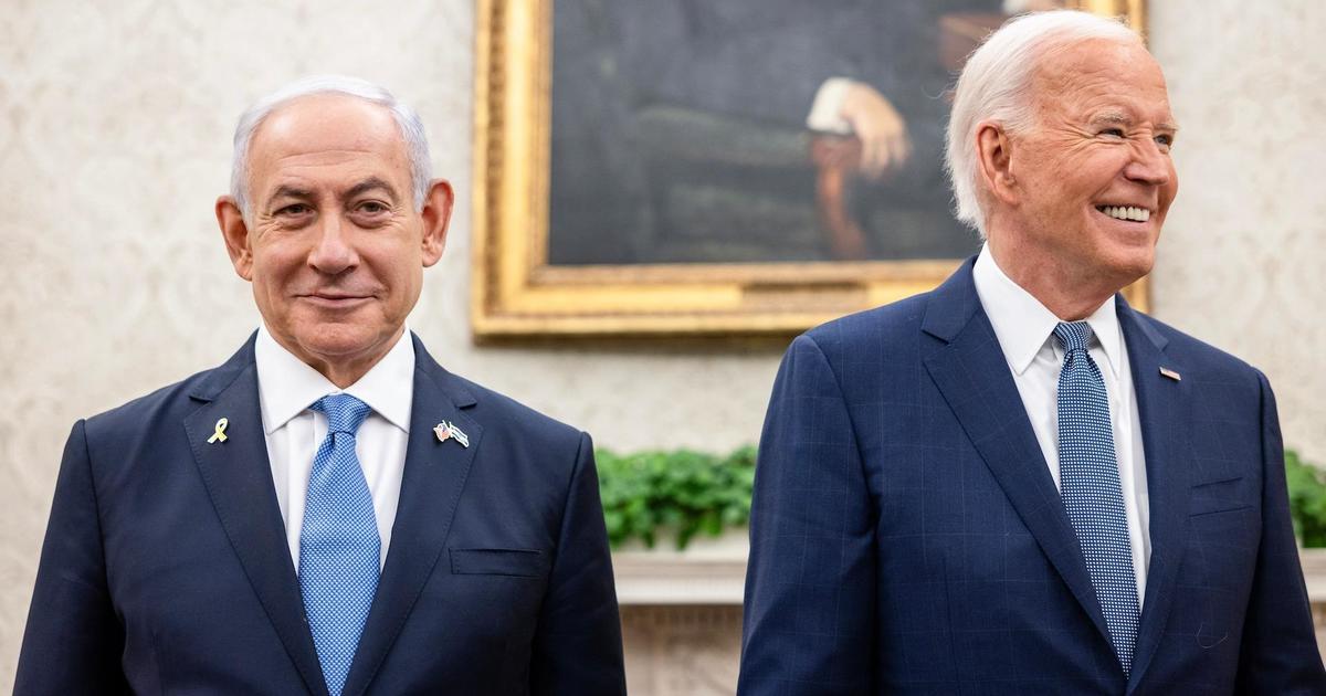 Megatron_ron's tweet photo. BREAKING:

🇺🇲🇮🇱 US will send new $5.2 billion to Israel  

The Israeli defense ministry has stated that it will receive $5.2 billion in emergency aid from the United States to bolster its air defenses, including the Iron Dome and David Sling and a laser system under development. https://t.co/89CxmBuTZw