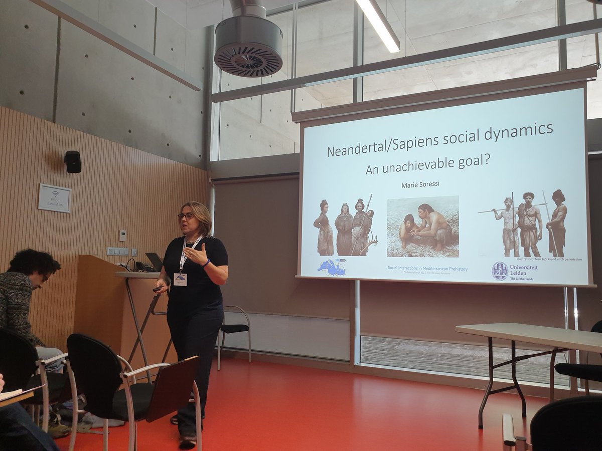 Simep conference starts with <a href="/MarieSoressi/">Marie Soressi</a> who speaks about social interactions 50k-40k years ago in Europe <a href="/asd_csic/">Archaeology of Social Dynamics - ASD</a>