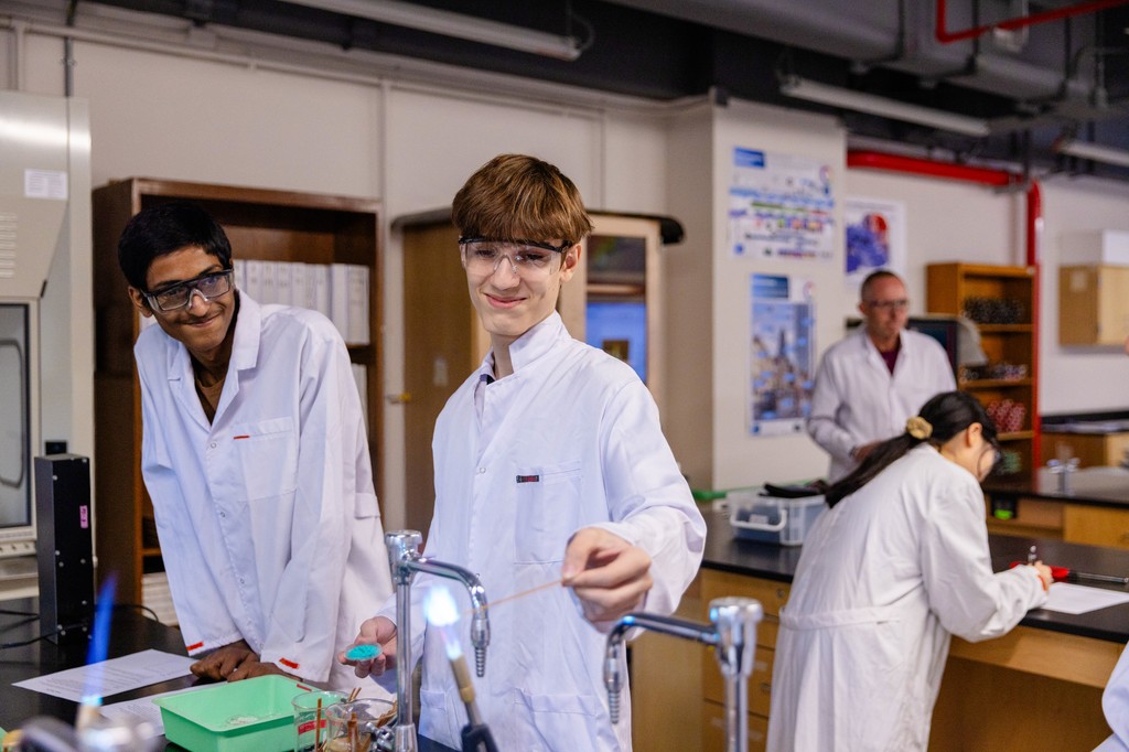 cactweets's tweet photo. 🔥 Things got LIT in the science lab! Students turned up the heat experimenting with elements to create a rainbow of flames. Who knew chemistry could be so FIRE? 🔥

#CACAcademics #TheCACWay #HandsOnLearning #ScienceIsLit https://t.co/Yc63AFU6Zi
