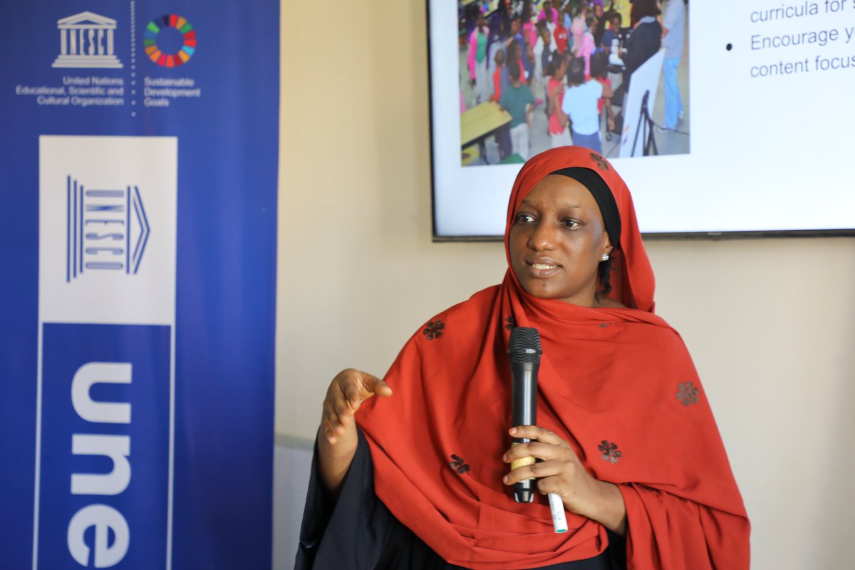 milidfd's tweet photo. Day2 of the MIL in Youth/Youth-led Organisations workshop began with a session on MIL and Conflict and how MIL can combat conflicts in Nigeria by Dr. Khadija Gumbi of @Mecinconsult @unesco_abuja @AbangMercy #mil #GlobalMILWeek https://t.co/Uq4EPZaqD7