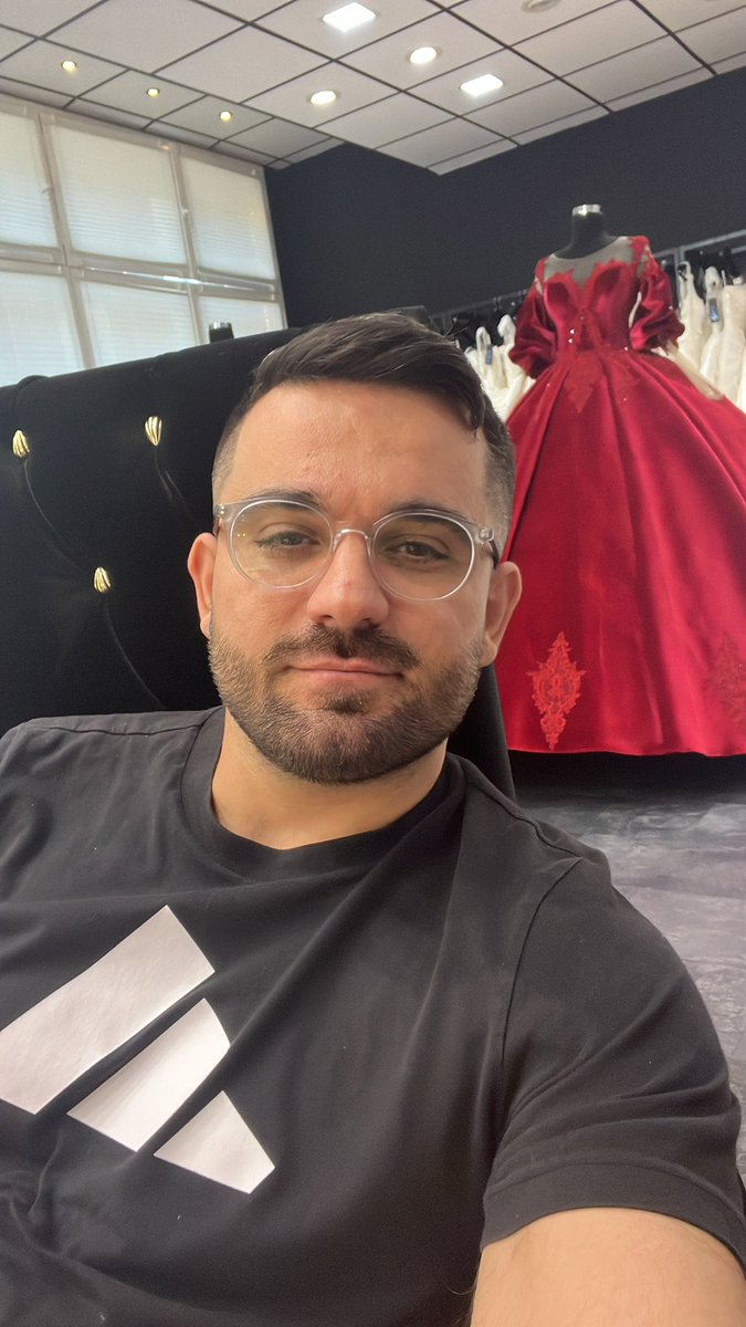 Anneni bizim eve gönder,  Beni sizin evinize aldır, Aldıramazsan aldırırlar canım, Kaldıramazsan kaldırırlar gülüm.