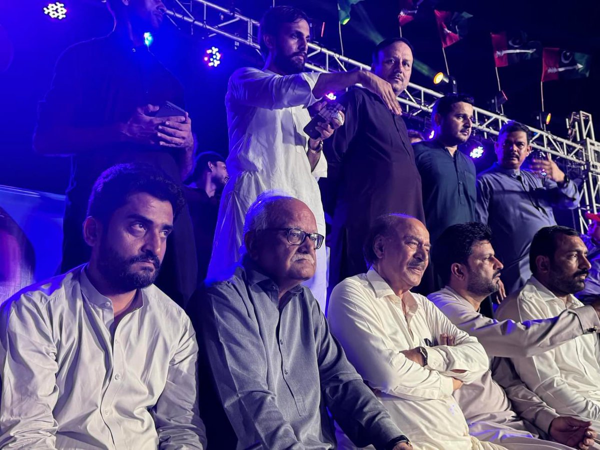 JavedNLaghari's tweet photo. Attended Celebration on passing out of 26th amendement in Constitution by Parliament at Mazar-e-Quaid by PPP Karachi div, President PPP Sindh Nisar Khuhro, GS Waqar Mehdi &amp; PPP officials &amp; workers attended the huge celebrations. Thanks to Chairman @BBhuttoZardari for his effort. https://t.co/hazkslFHJz