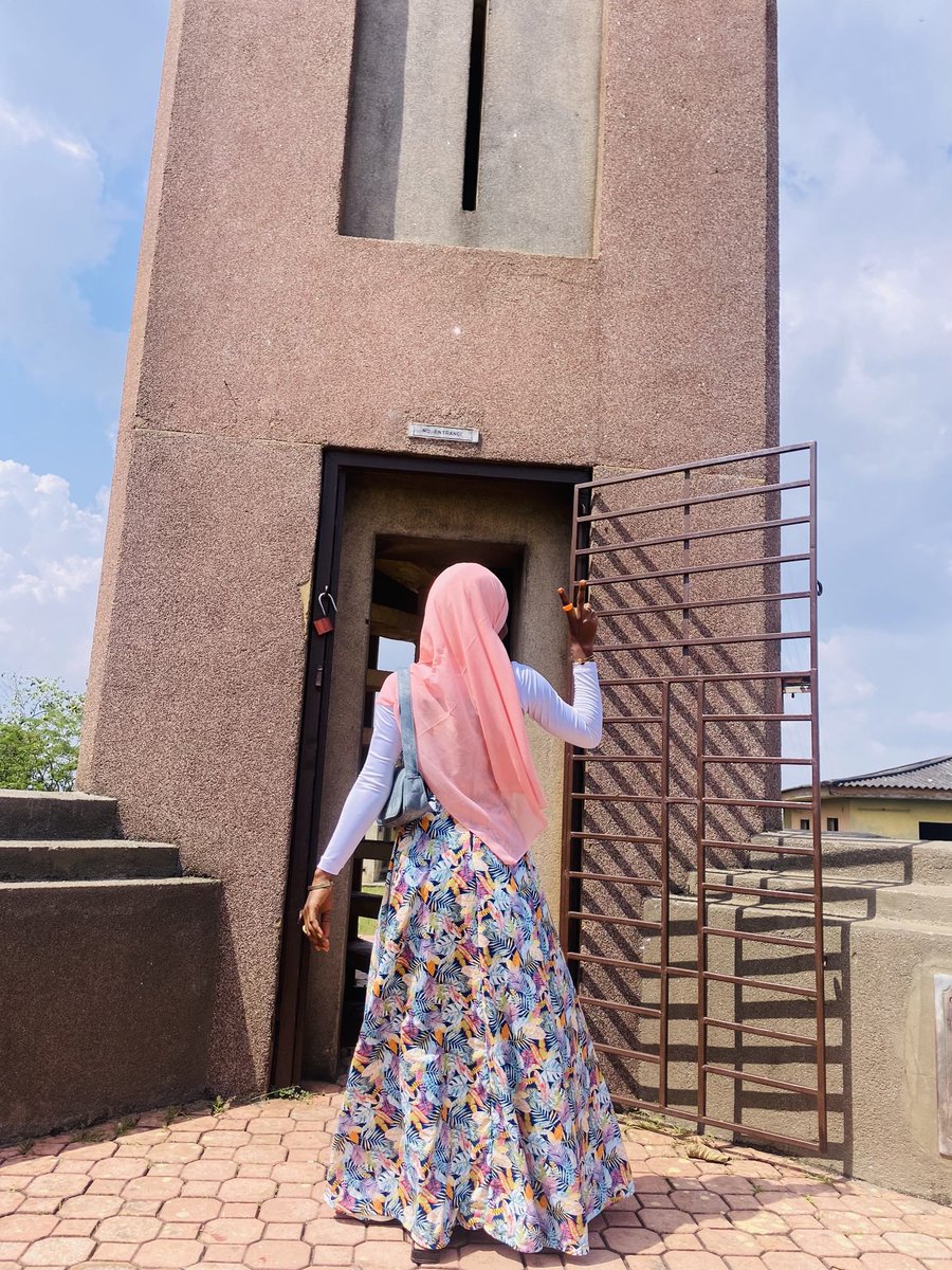 anikeade_siju's tweet photo. Tourism with my friends to the beautiful city of Ibadan❤️ #bowertower #tourism https://t.co/JYltItJiWW