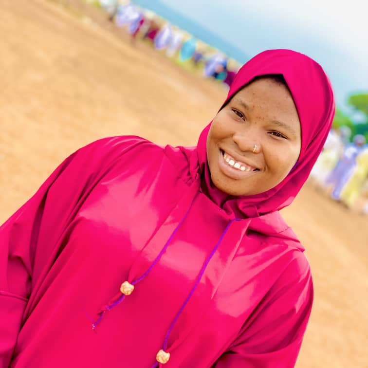 AjibadeNike's tweet photo. #NewProfilePic https://t.co/jsHarPoub0
