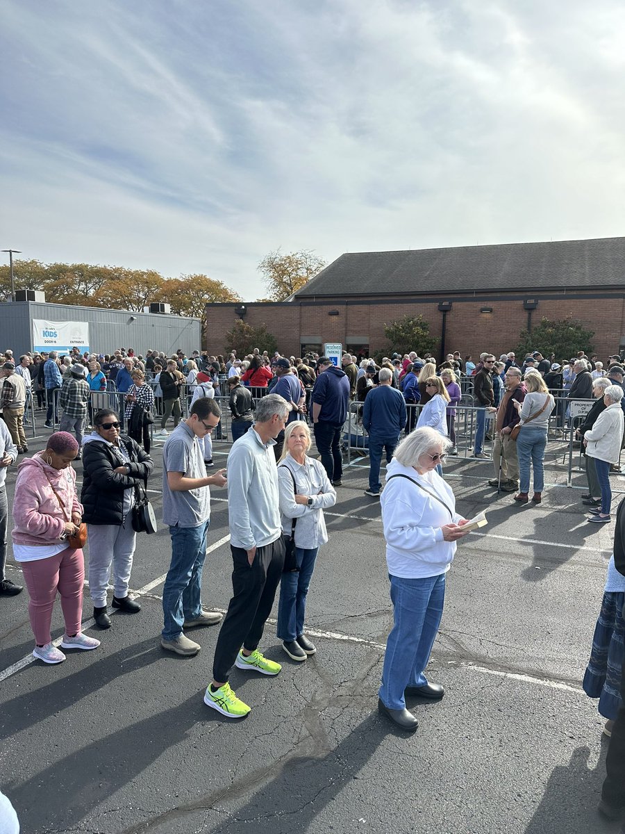 At least we care enough to try to make a difference.. 
2 hours to vote early in Indianapolis