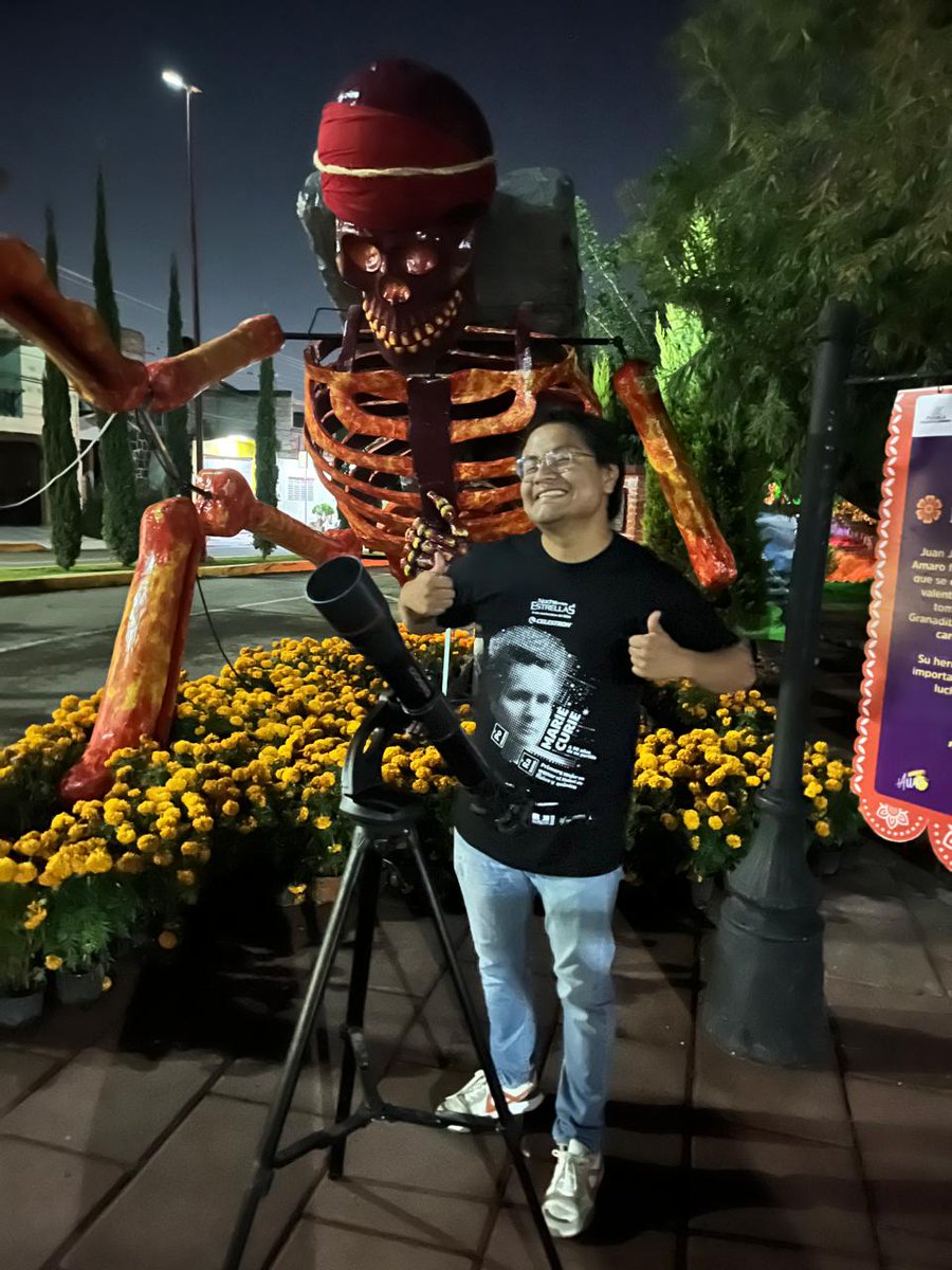 atlixcondee's tweet photo. Agradecemos a @CelestronMexico por patrocinar las playeras para la Noche de las Estrellas en #Atlixco #Puebla y todas las sedes en México. Su apoyo hace posible esta edición. ¡Nos vemos bajo las estrellas! #NdE2024 ✨🌌🔭 https://t.co/XRliIV1auu