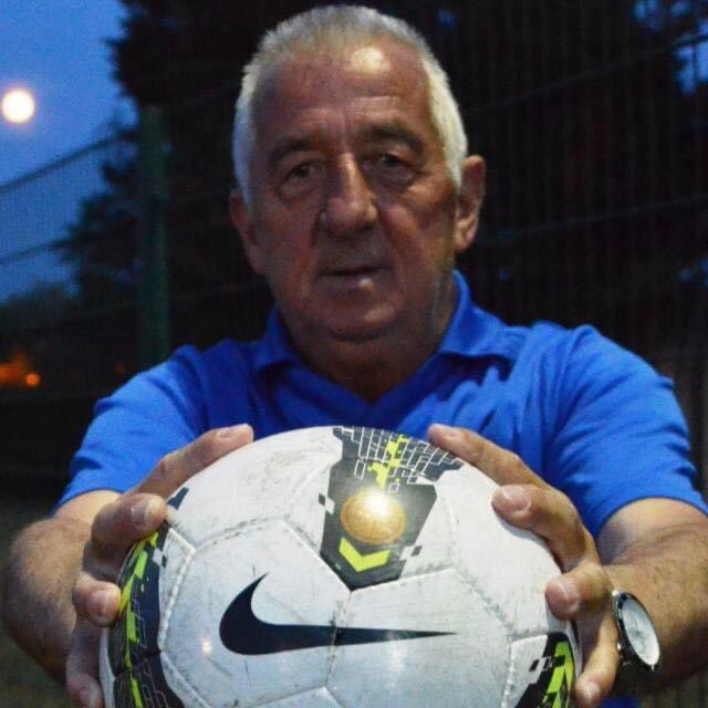 Carnet noir

C’est avec une grande tristesse que nous apprenons ce soir le décès de notre ami et educateur u9  Pierrot Fraymouth.
Personnage emblématique et incontournable dans le monde du football insulaire.
RIP Pierrot