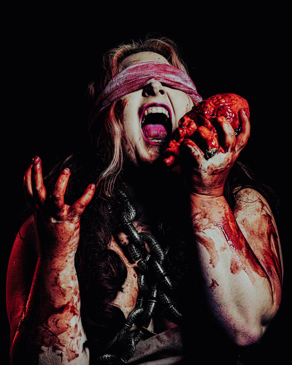 firstadekit's tweet image. We stopped checking for monsters under the bed when we realised we are the monsters. 

In frame: phoenix
Shot at: @farforeststudio 

#halloween #halloweenvibes #gothgirl #gothicbeauty #gothgirl #creativeportraits #creativelighting #beautifulgirls #modelphotoshoot #spookyseason