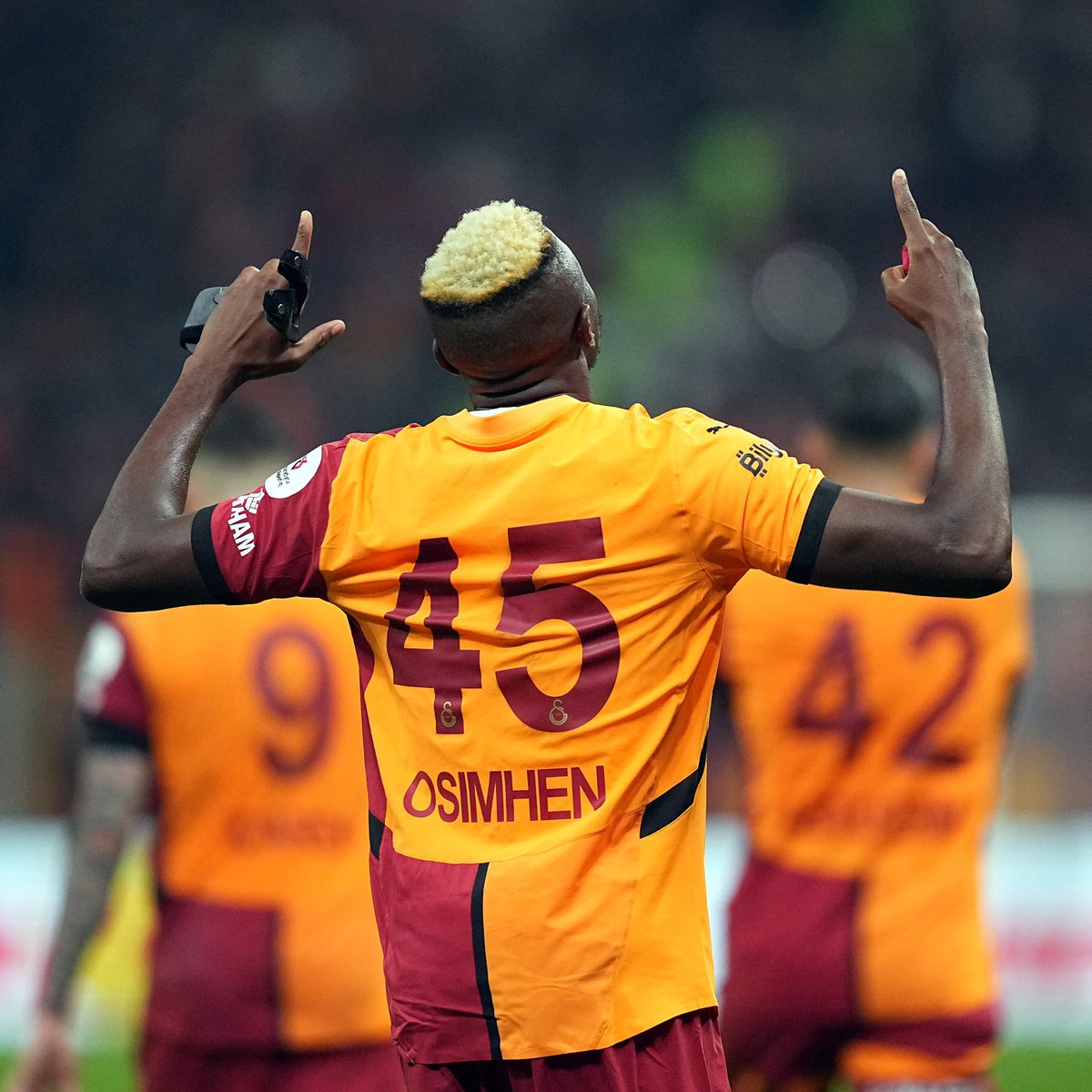 Galatasaray's tweet photo. Dis food sweet no be small 🤤 https://t.co/7c4Uxjqgt3