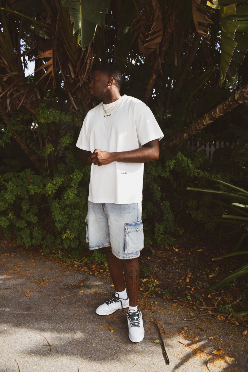 slimey lil dude tweet media