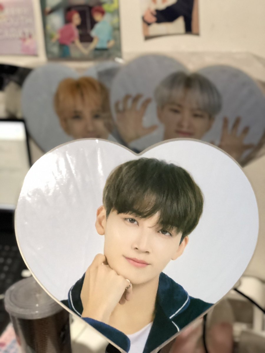 jhtmart's tweet photo. {#jhtmails x @soonwoomails 📥 }

hello po tysm for allowing me to adopt jeonghan's caratland 2020 picket AAAA i'm so happy prio ko to dati pero hirap akong isecure to ihhh hahdjdk thank u as well for the smooth transaction! until next time po ❤️‍🩹 https://t.co/W4kGNZywOm