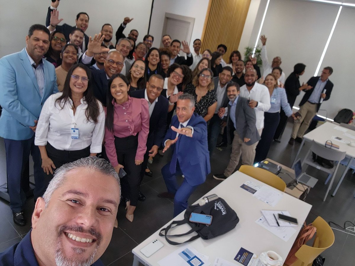 UnionEuropeaRD's tweet photo. #DigitalConnectors abre oportunidades internacionales para startups TIC en RD. 🚀 Con la Alianza Digital UE-LAC, impulsamos la transformación digital y conexiones globales. 🌐 Mañana seguimos con más! 📅 [Link en bio]

#AlianzaDigital #RDInnovacion #DigitalConnectorsRD https://t.co/Ax8LB3pxBl
