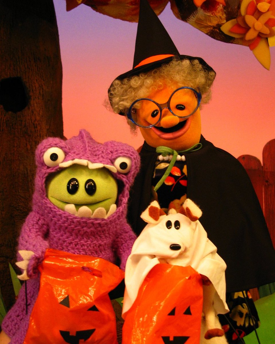 Happy Halloween everyone! Have fun and be safe 🎃🧡#halloween2024 #nanalan