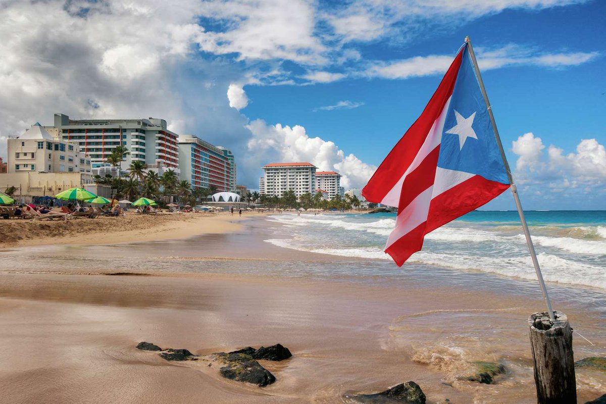 ArminMizaniTX's tweet image. As one of the few Mayors in this country who is actually Puerto Rican (born and raised), lets get real for a moment and let me offer an explanation as to why @realDonaldTrump and @JDVance are surging in the polls amongst Latinos and why they’ll continue to do so through election…