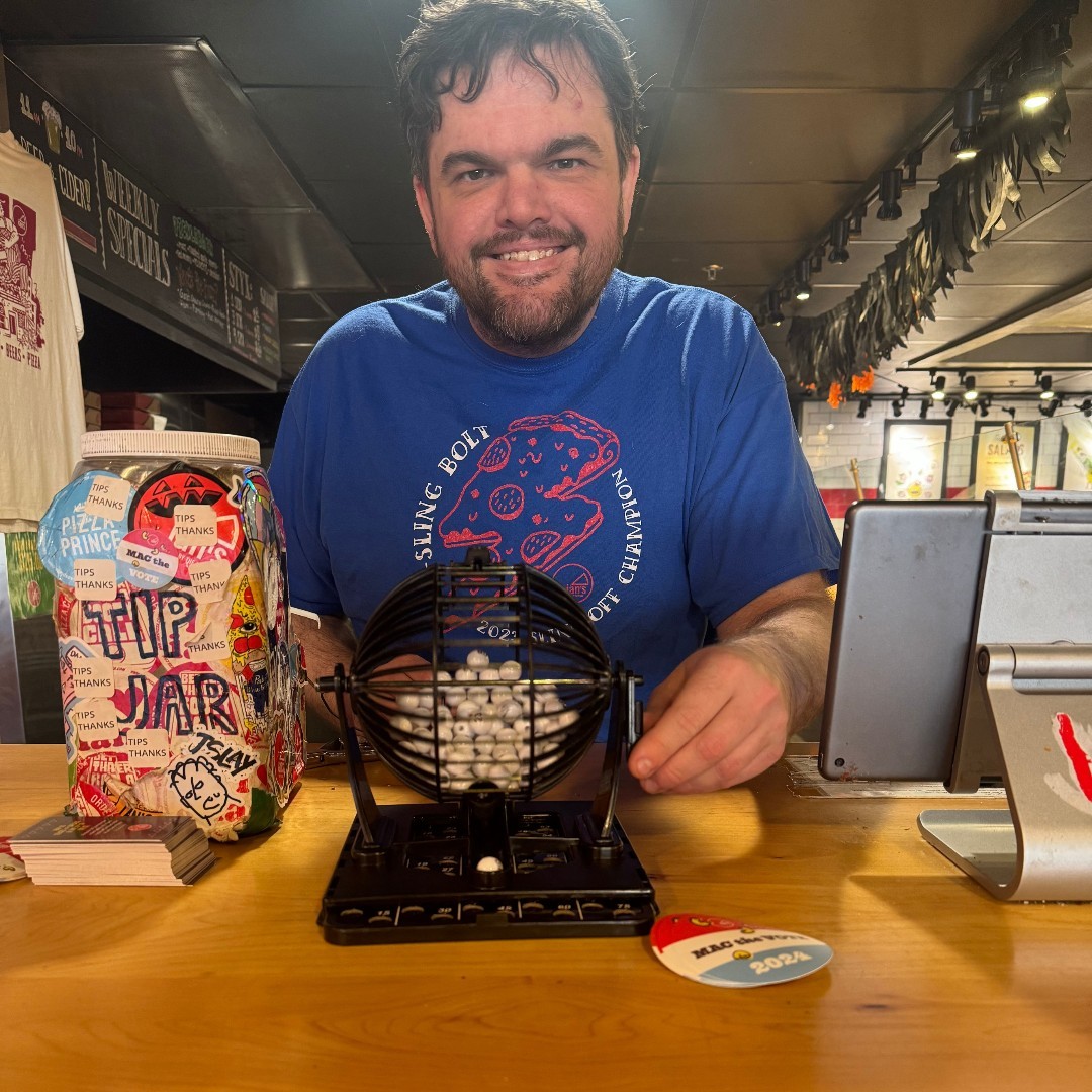 Ian's Pizza Madison tweet media