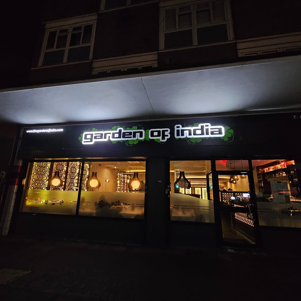 TherealNihal's tweet photo. Back In Harlow, Essex. Taking my mum for our favourite @GardenOfIndia https://t.co/v3XQJb9zUY