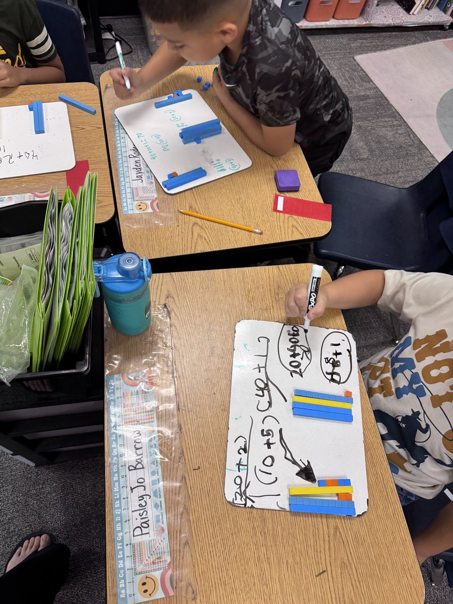 JBrownMISD's tweet photo. Amazing use of manipulatives to add 3 two-digit numbers! Students had the choice of place value disks or base ten blocks. Great WTD directions and teacher facilitation! @ScharbauerMISD #2ndGradeMath #STEMscopes #MadeinMISD
@Alaina_Boaz https://t.co/aUaaaJVctz