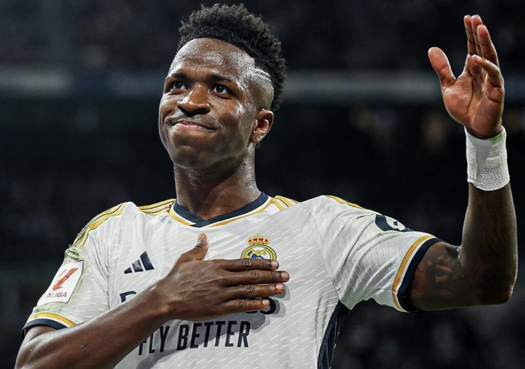 BashirAhmaad's tweet photo. Vini Jr not winning the Ballon d’Or will be one of the biggest robberies in the history of football. https://t.co/nfedGMbhEW