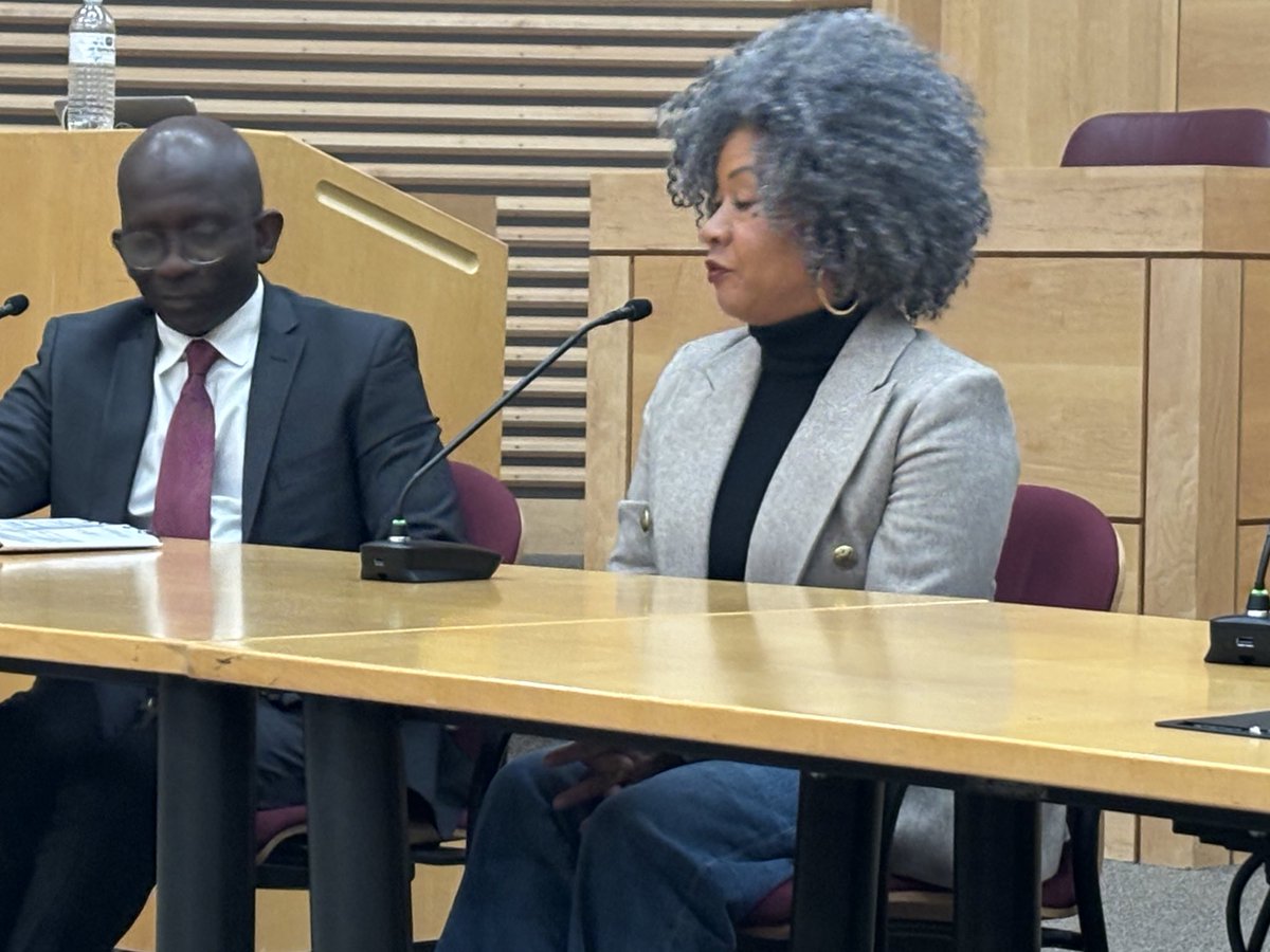 kimtabari's tweet photo. Congrats to @africanbureau1 team led by @faseydi on their 1st Blvck MI Migrant convening 👏🏾👏🏾👏🏾👏🏾
(Data presented by @ERI_USC ) https://t.co/swU5ml9rpG