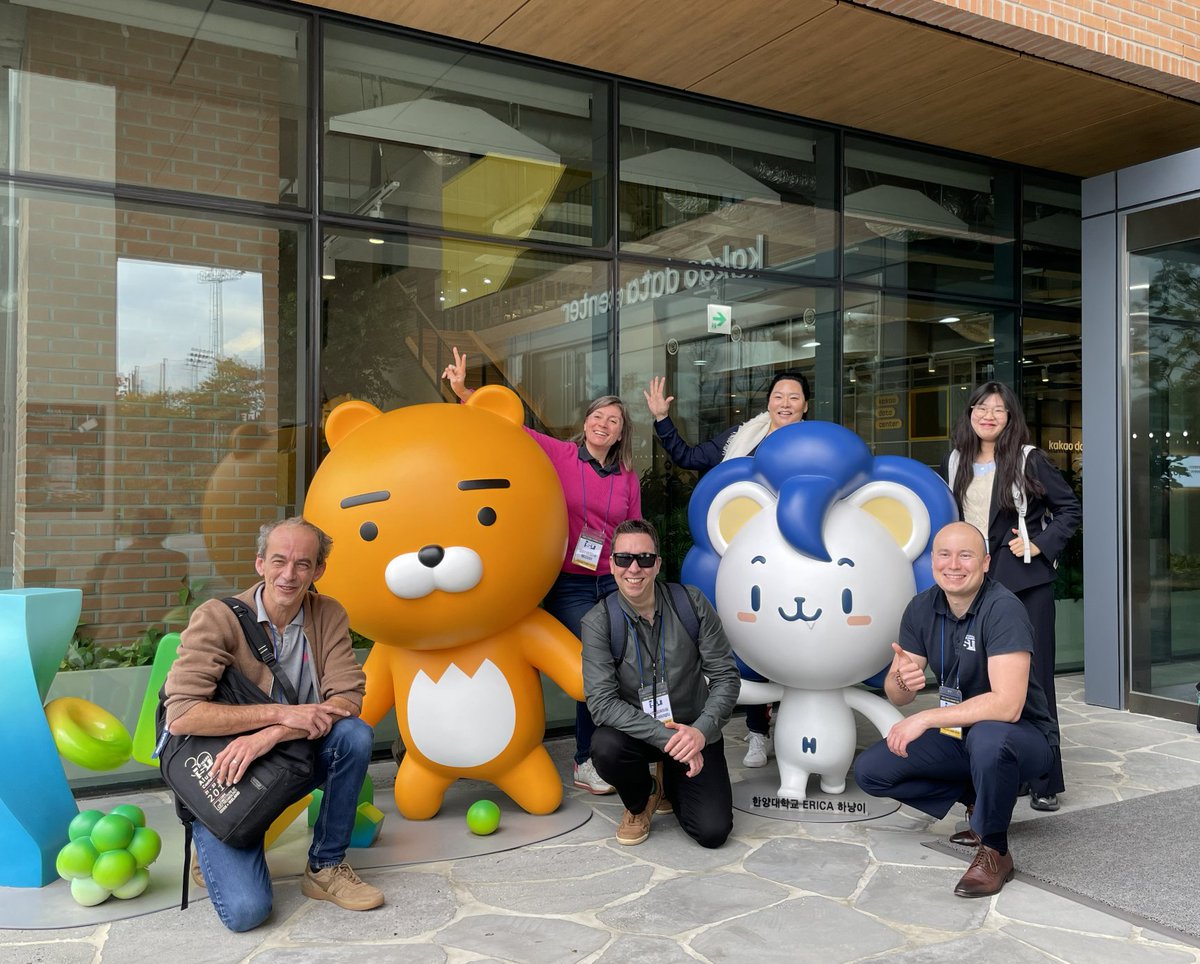 ISUnet's tweet image. As part of the #SSP25 CPM facilities tour, we visited the Kakao Corp Data Center at Hanyang University - thank you KOFST.
KakaoTalk, widely known as #KaTalk in South Korea, is a multifaceted platform operated by Kakao Corporation.