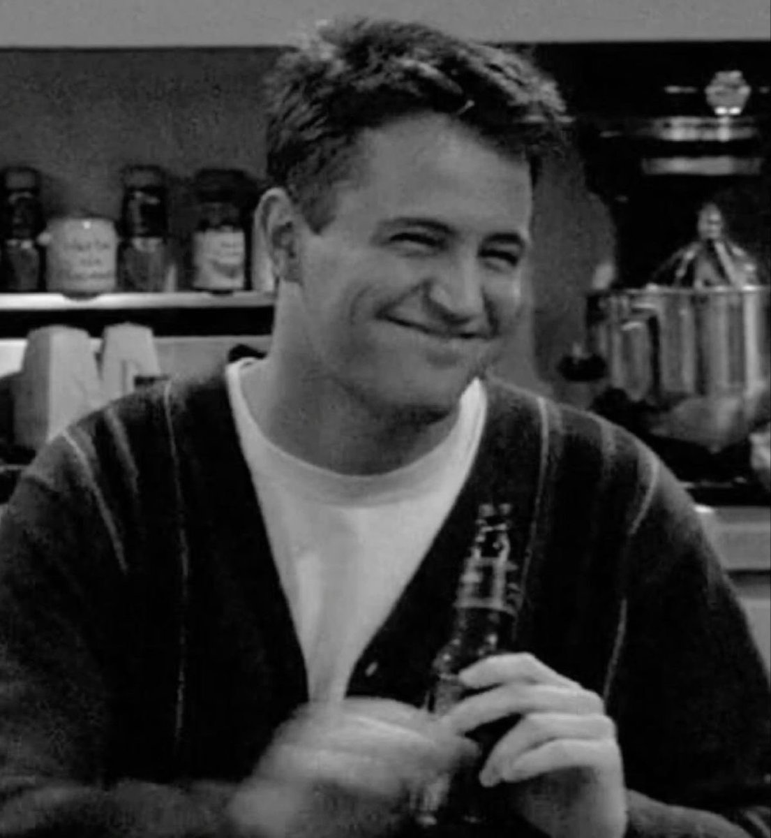 hanonfilm's tweet photo. 1 year since we lost Matthew Perry. 💔

I hope you’re making everybody laugh up there. You’ll forever have a special place in my heart and your legacy will live on forever, Matty ❤️ https://t.co/WQ9x8spP2f