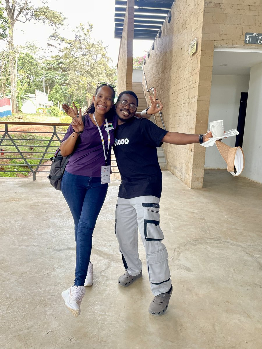 naaminiyonazi's tweet image. Lastly, more highlights on #DevFestNairobi .. catching up with old friends while making new was such an honor! Napishana tu na my mentors left and right 😁 Congrats to the @GDG_Nairobi team for reals 🙌 👏🏽 👏🏽