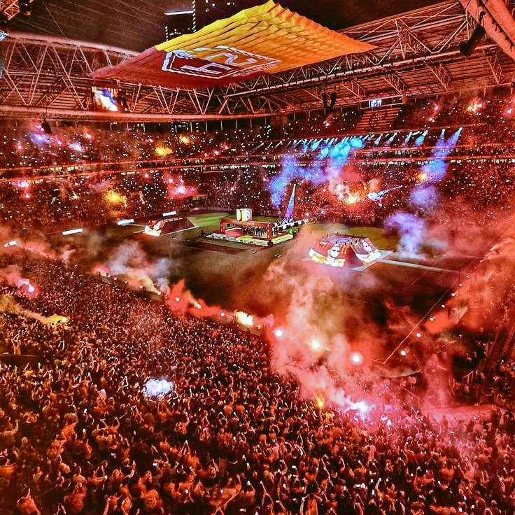 noitemiyy's tweet photo. seviyorum merkez 

Galatasaray - Beşiktaş
#GSvBJK https://t.co/lq50Gr6bNY