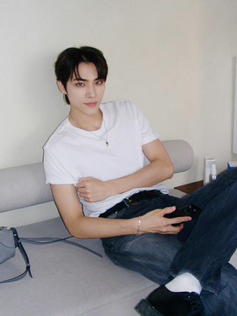 Xiaojun. tweet media