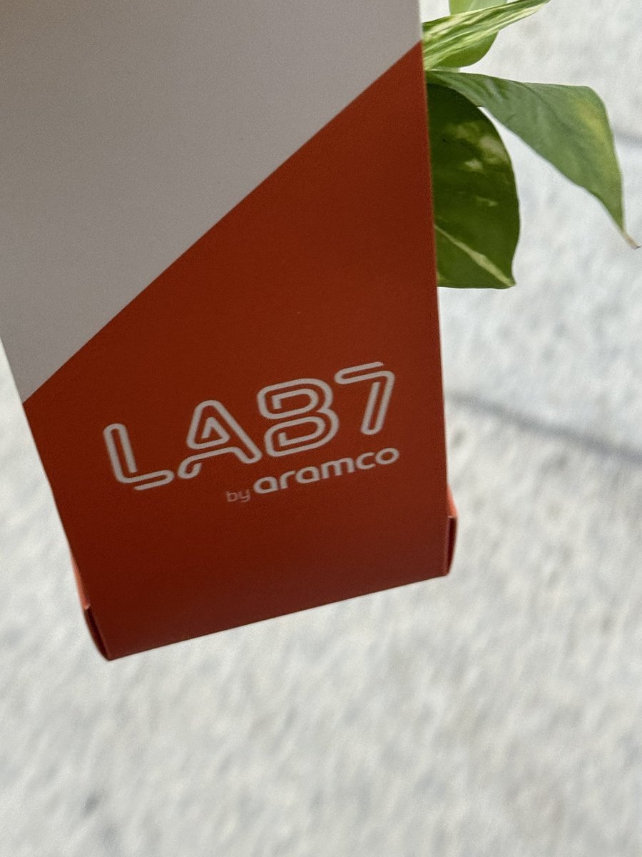 mesoozi's tweet photo. من أذهل الأمكان الي زرتها! #LAB7 
بإذن الله يكون لي فرصة بتطوير ابتكاراتي المستقبلية في هذا المكان الرائع🙏🏻 https://t.co/BcRX9mtlet